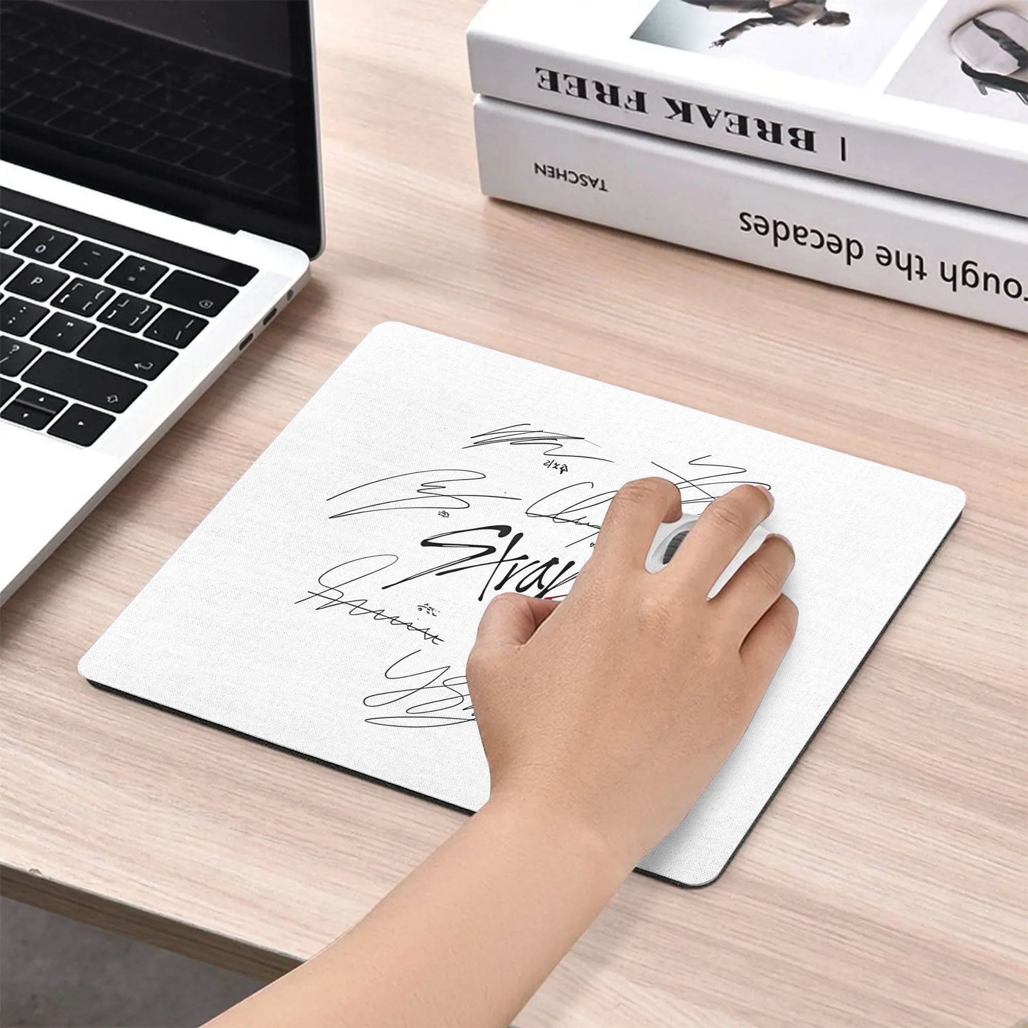 拡張キーボードパッド、滑らかな表面、ホームオフィスレイアウト - Home Office Layout のレビューと価格